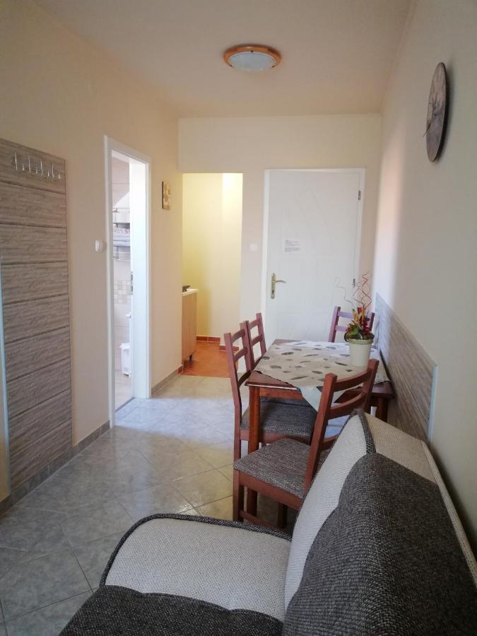 Imola Es Andrea Apartmanhaz Hajdúszoboszló Buitenkant foto